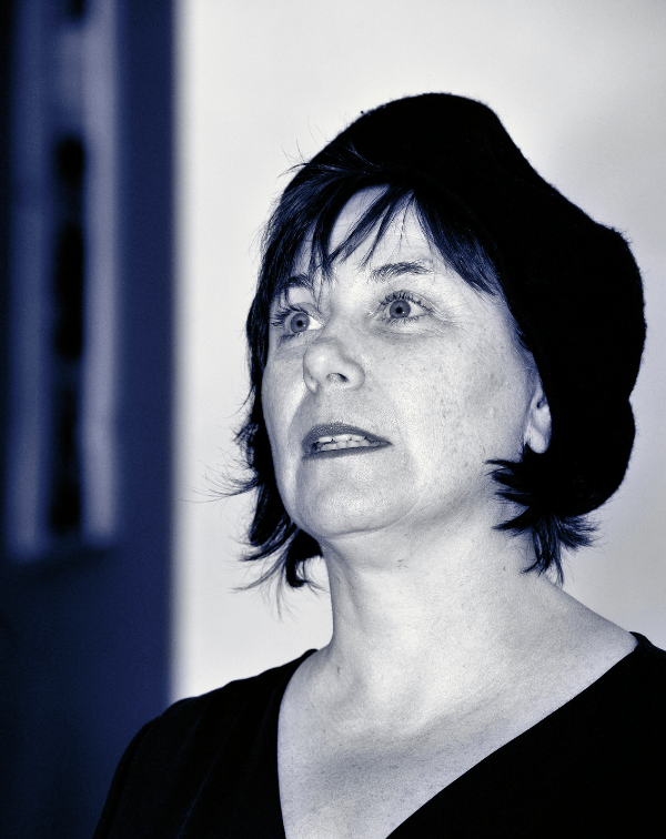 Catherine Larnaudie - Co-fondateur - Tresorière - Auteur - Metteur-en-scène - Comédienne